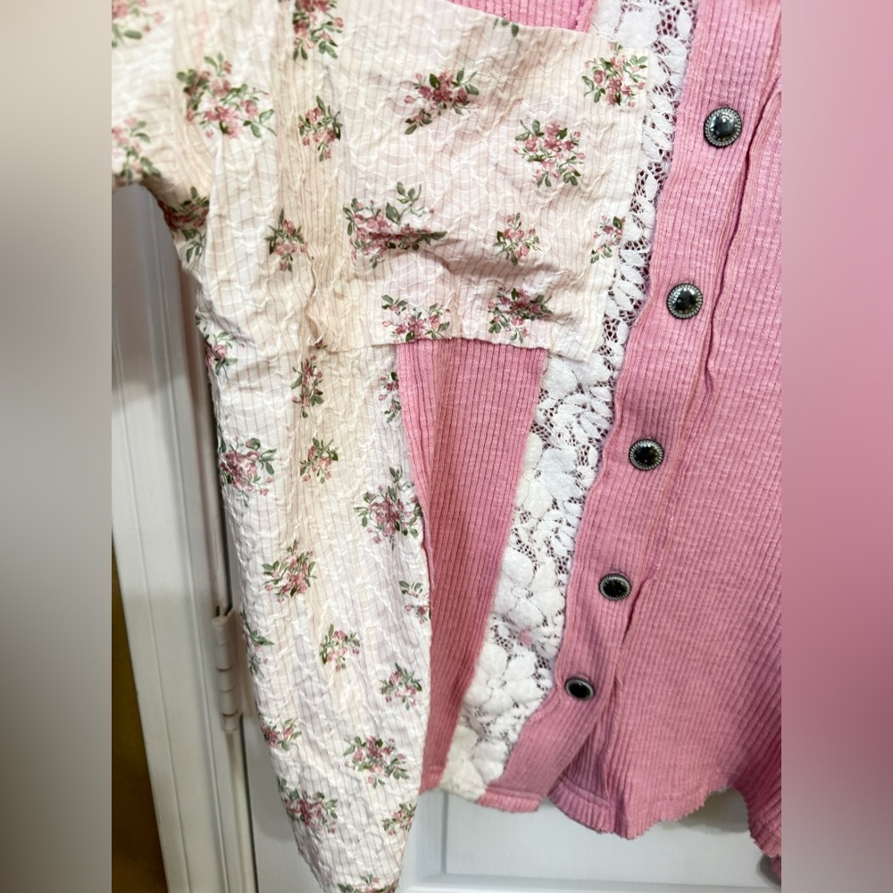 H175 New POL S pp24 Pink and Cream Patchwork detail Lace Button-Up Jacket Top - Picture 9 of 16